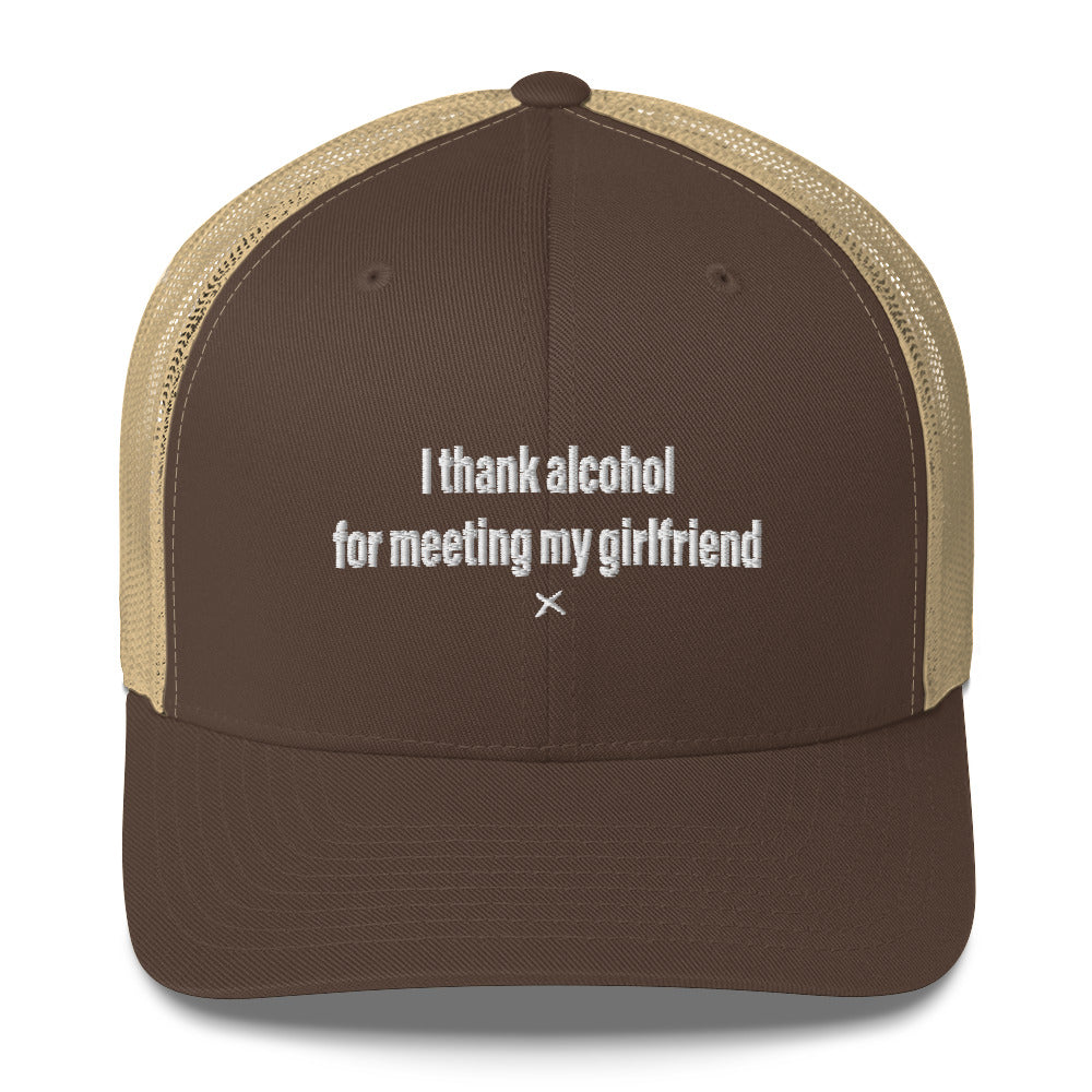 I thank alcohol for meeting my girlfriend - Hat