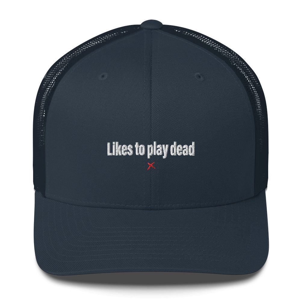 Likes to play dead - Hat