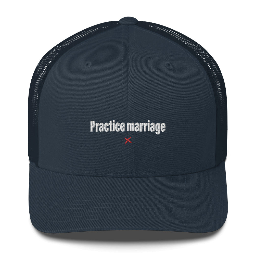 Practice marriage - Hat