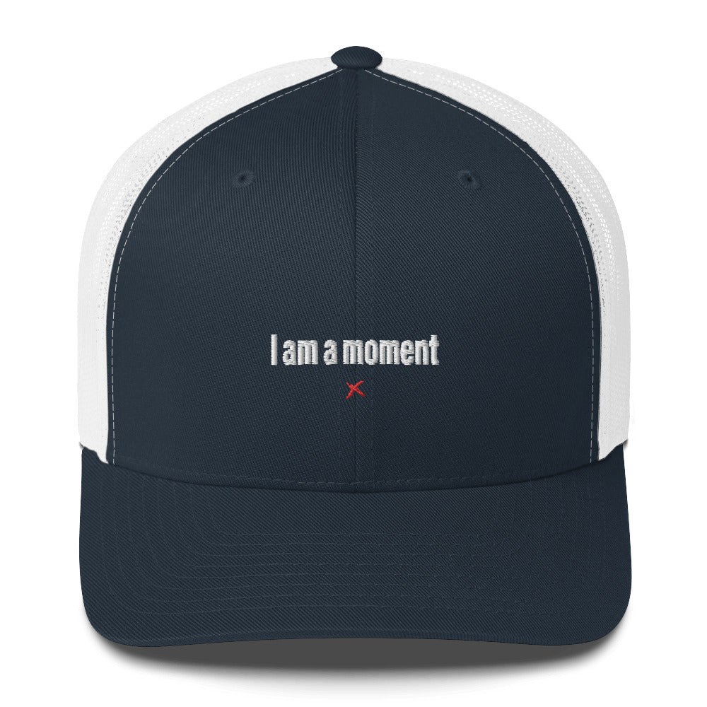 I am a moment - Hat